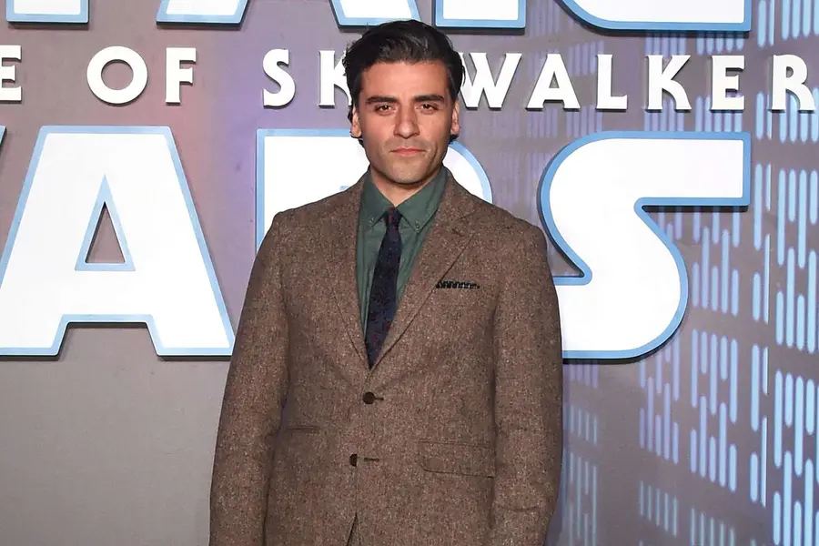 اوسکار ایزاک در نمایش نخستین «استار وارز: بیداری اسکی‌واکر» در تاریخ ۱۸ دسامبر ۲۰۱۹