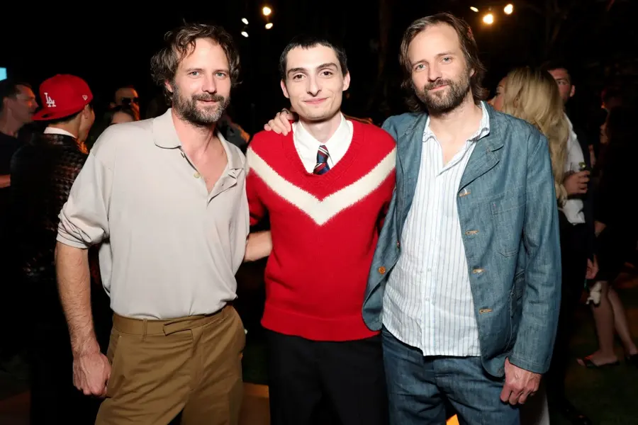 لس آنجلس، کالیفرنیا - ۷ آگوست: (چپ به راست) راس دافر، فین ولفهارد و مت دافر در مراسم Power Of Young Hollywood از Variety که توسط Sandisk در هتل Four Seasons لس آنجلس در بورلی هیلز در ۷ آگوست ۲۰۲۵ در لس آنجلس، کالیفرنیا حضور داشتند. (عکس: استیفانی کینان/Variety از طریق Getty Images)