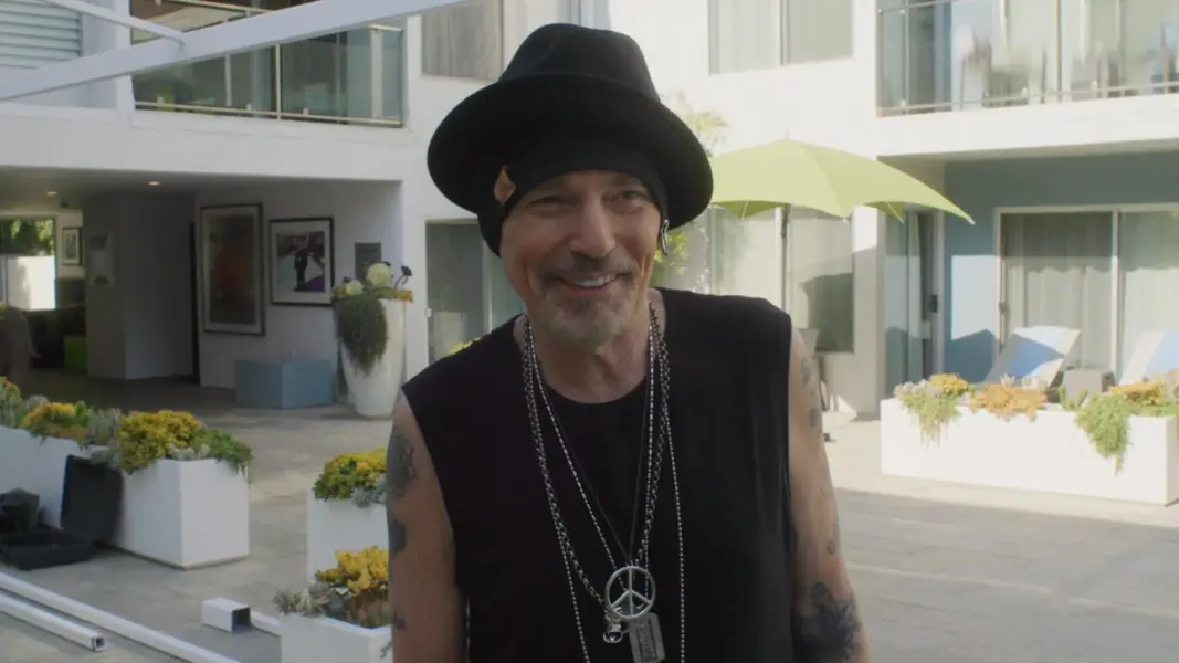 بیلی باب تورنتون در «If These Walls Could Rock»