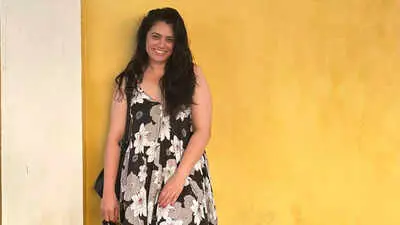 گریجا اوک دربارهٔ شهرت یک شبه، برچسب «عشق‌ورزی ملی» و پیام‌های ناخوشایند می‌گوید: «کسی حتی نرخ‌ام را پرسید: قیمت یک ساعت زمان‌گذاری چه‌ست؟»