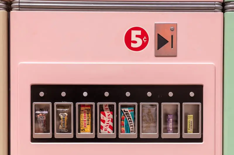 نمایشگاه آرشیوهای وس اندرسن در لندن - موزه دیزاین - اطلاعیه